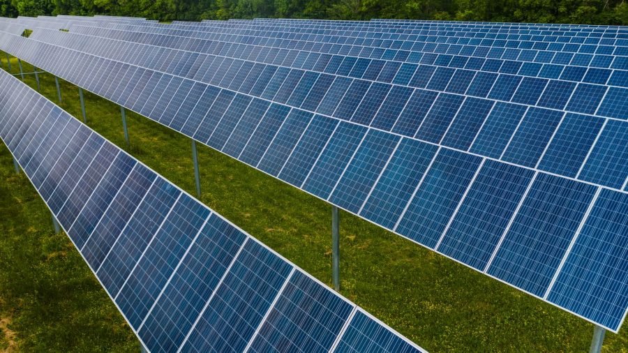 Large solar array producing clean electricity for the grid